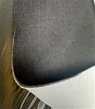 Gelamineerd dek ruw 3mm zwart 140cm breed